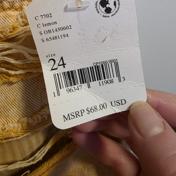 We The Free Maggie Yellow Shorts - Picture 4 of 6